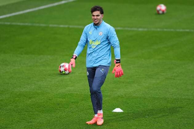 Manchester City Training Day Ederson of Manchester City during the Manchester City FC Training Day ahead of the Manchester City FC v Club Brugge Champions League match, at the Joie Stadium, Manchester, England, United Kingdom on 28 January 2025 Credit: Jake Kirkman Every Second Media Editorial use only. All images are copyright Every Second Media Limited. No images may be reproduced without prior permission. Copyright: xIMAGO EveryxSecondxMediax ESM-1299-0024