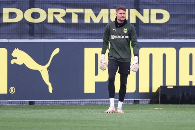 28 01 2025, Final training for the UEFA Champions League match between Borussia Dortmund and Shakhtar Donetsk, Goalkeeper Alexander Meyer Borussia Dortmund , Dortmund Training ground Borussia Dortmund NRW Germany xRHR PHOTO DEx Copyright: DennisxEwert RHR-FOTOx RHR-FOTO DE