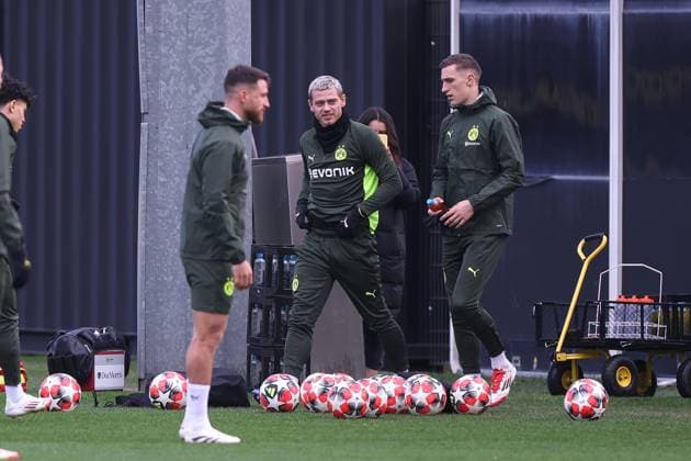 28 01 2025, Final training session for the UEFA Champions League match between Borussia Dortmund and Shakhtar Donetsk, Julian Ryerson Borussia Dortmund , Nico Schlotterbeck Borussia Dortmund , Dortmund training ground Borussia Dortmund NRW Germany xRHR PHOTO DEx Copyright: DennisxEwert RHR-FOTOx RHR-FOTO DE