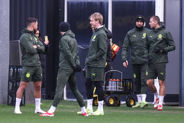 28 01 2025, Final training session for the UEFA Champions League match between Borussia Dortmund and Shakhtar Donetsk, f l Emre Can Borussia Dortmund , Waldemar Anton Borussia Dortmund , Dortmund training ground Borussia Dortmund NRW Germany xRHR PHOTO DEx Copyright: DennisxEwert RHR-FOTOx RHR-FOTO DE