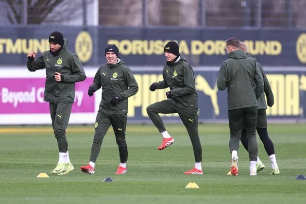 28 01 2025, Final training session for the UEFA Champions League match between Borussia Dortmund and Shakhtar Donetsk, f l Emre Can Borussia Dortmund , Pascal Groß Borussia Dortmund , Maximilian Beier Borussia Dortmund , Dortmund training ground Borussia Dortmund NRW Germany xRHR PHOTO DEx Copyright: DennisxEwert RHR-FOTOx RHR-FOTO DE