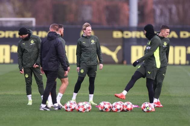 28 01 2025, Final training session for the UEFA Champions League match between Borussia Dortmund and Shakhtar Donetsk, f l Emre Can Borussia Dortmund , Julian Brandt Borussia Dortmund , Nico Schlotterbeck Borussia Dortmund , Dortmund training ground Borussia Dortmund NRW Germany xRHR PHOTO DEx Copyright: DennisxEwert RHR-FOTOx RHR-FOTO DE