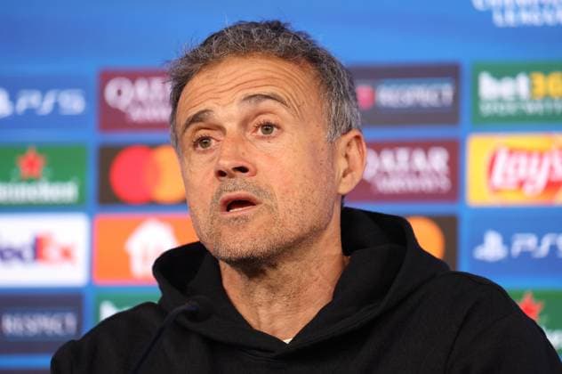 28 01 2025 Stuttgart , Champions League Football VfB Stuttgart vs Paris St Germain, Paris St Germain PK, Coach Luis Enrique In accordance with the regulations of the DFL German Football League, it is prohibited to use or have used photographs taken in the stadium and or of the match in the form of sequential images and or video-like photo series