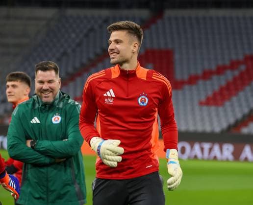 Dominik Takac SK Slovan Bratislava, 71 , GER, Final training, SK Slovan Bratislava, Football, UEFA Champions League, Matchday 8, Season 2024 2025, 28 01 2025, GER, Final training, SK Slovan Bratislava, Football, UEFA Champions League, Matchday 8, Season 2024 2025, 28 01 2025 Muenchen Copyright: xEibner-Pressefoto JennixMaulx EP_JML