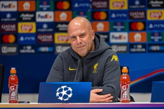 Football - UEFA Champions League - League Phase - PSV Eindhoven v Liverpool FC - MD-1 EINDHOVEN, NETHERLANDS - Tuesday, January 28, 2025: Liverpool s head coach Arne Slot during a press conference, PK, Pressekonferenz at Philips Stadium ahead of the UEFA Champions League Matchday 8 game between PSV Eindhoven and Liverpool FC. (Photo by David Rawcliffe Propaganda) EINDHOVEN Philips Stadium NORTH BRABANT NETHERLANDS  Copyright: xDavidxRawcliffex P2025-01-28-PSV_Liverpool_MD-1-29