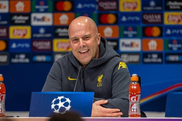Football - UEFA Champions League - League Phase - PSV Eindhoven v Liverpool FC - MD-1 EINDHOVEN, NETHERLANDS - Tuesday, January 28, 2025: Liverpool s head coach Arne Slot during a press conference, PK, Pressekonferenz at Philips Stadium ahead of the UEFA Champions League Matchday 8 game between PSV Eindhoven and Liverpool FC. (Photo by David Rawcliffe Propaganda) EINDHOVEN Philips Stadium NORTH BRABANT NETHERLANDS  Copyright: xDavidxRawcliffex P2025-01-28-PSV_Liverpool_MD-1-37