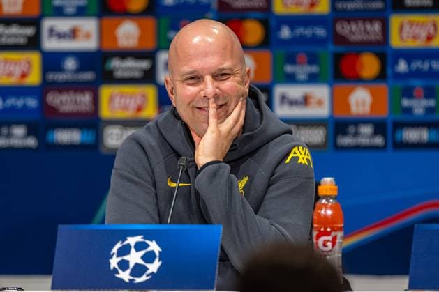 Football - UEFA Champions League - League Phase - PSV Eindhoven v Liverpool FC - MD-1 EINDHOVEN, NETHERLANDS - Tuesday, January 28, 2025: Liverpool s head coach Arne Slot during a press conference, PK, Pressekonferenz at Philips Stadium ahead of the UEFA Champions League Matchday 8 game between PSV Eindhoven and Liverpool FC. (Photo by David Rawcliffe Propaganda) EINDHOVEN Philips Stadium NORTH BRABANT NETHERLANDS  Copyright: xDavidxRawcliffex P2025-01-28-PSV_Liverpool_MD-1-44