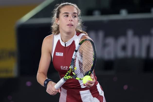 TENNIS - WTA, Tennis Damen Upper Austria Ladies Linz LINZ,AUSTRIA,28.JAN.25 - TENNIS - WTA Tour, Upper Austria Ladies Linz. Image shows Lucia Bronzetti (ITA).  GEPAxpictures xWalterxLuger