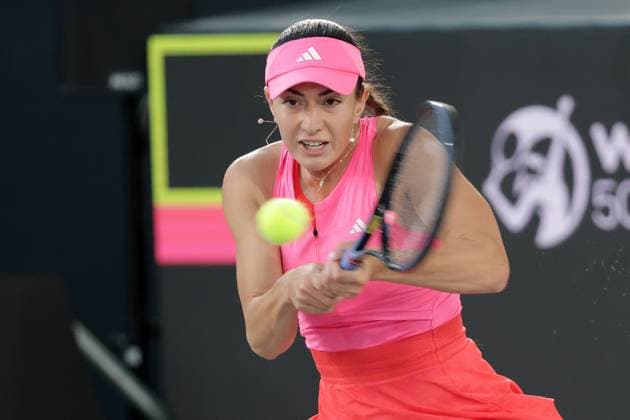 TENNIS - WTA, Tennis Damen Upper Austria Ladies Linz LINZ,AUSTRIA,29.JAN.25 - TENNIS - WTA Tour, Upper Austria Ladies Linz. Image shows Elina Avanesyan (ARM).  GEPAxpictures xWalterxLuger