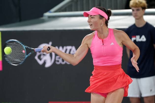 TENNIS - WTA, Tennis Damen Upper Austria Ladies Linz LINZ,AUSTRIA,29.JAN.25 - TENNIS - WTA Tour, Upper Austria Ladies Linz. Image shows Elina Avanesyan (ARM).  GEPAxpictures xWalterxLuger