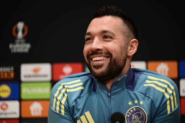 AMSTERDAM - Coach Francesco Farioli of Ajax during the MD-1 press conference, PK, Pressekonferenz ahead of the match against Galatasaray at the Johan Cruijff ArenA on Jan. 29, 2025 in Amsterdam, Netherlands. ANP OLAF KRAAK UEFA Europa Europa League 2024 25 xVIxANPxSportx xxANPxIVx 518627676 originalFilename: 518627676.jpg