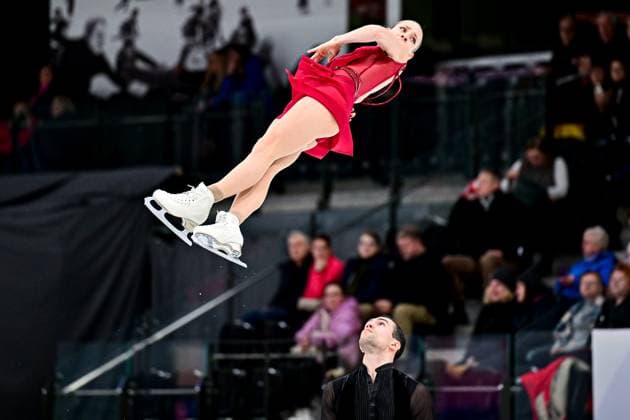 Bilder des Jahres 2025, Sport 01 Januar Sport Themen der Woche KW05 Sport Bilder des Tages Minerva Fabienne HASE & Nikita VOLODIN (GER), during Pairs Short Program, at the ISU European Figure skating, Eiskunstlauf Championships 2025, at Tondiraba Ice Hall, on January 29, 2025 in Tallinn, Estonia. Noxthirdxpartyxsales  (279979345)