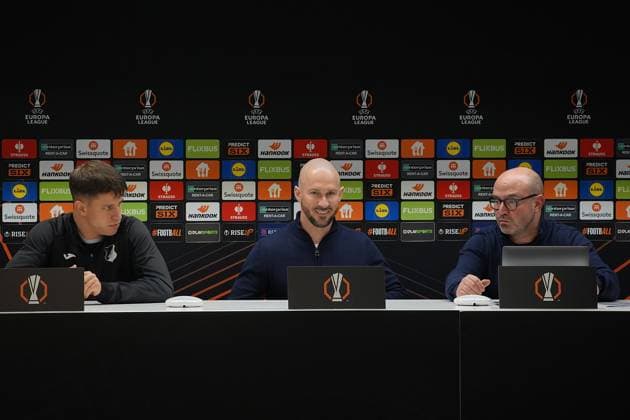 Europa League, RSC Anderlecht vsTSG 1899 Hoffenheim 29.01.2025, Lotto Park, Anderlecht, Europa League, RSC Anderlecht vsTSG 1899 Hoffenheim , im Bild Pressekonferenz vor dem Europaleague Spiel Anderlecht gegen Hoffenheim mit Trainer Christian Ilzer (Hoffenheim) und Adam Hlozek (Hoffenheim). nordphotoxGmbHx xBratic nph00250