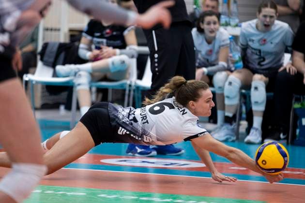 1 Volleyball Bundesliga Women Schwarz Weiss Erfurt vs VfB Suhl LOTTO Thüringen Erfurt 29 01 2025 Kira Thomsen 6 Schwarz Weiss Erfurt 1 Volleyball Bundesliga Women Schwarz Weiss Erfurt vs VfB Suhl LOTTO Thüringen Riethsporthalle Erfurt 29 01 2025 Copyright: xBEAUTIFULxSPORTS Duehringx