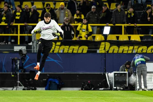UEFA Champions League Borussia Dortmund FC Shakhtar Donetsk 29 01 2025 Gregor Kobel Borussia Dortmund, 1 UEFA Champions League Borussia Dortmund FC Shakhtar Donetsk Signal Iduna Park, Dortmund 29 01 2025 Copyright: xBEAUTIFULxSPORTS Buriakovx