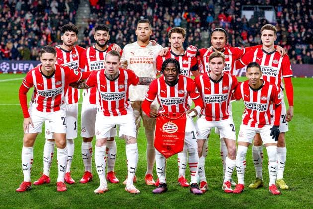 EINDHOVEN, 29-01-2025, Philips Stadium, UEFA Champions League season 2024 25, match between PSV and Liverpool, Teamphoto PSV with PSV goalkeeper Walter Benitez , PSV player Rick Karsdorp , PSV player Armando Obispo , PSV player Johan Bakayoko , PSV player Ricardo Pepi , PSV player Mauro Junior , PSV player Olivier Boscagli , PSV player Guus Til , PSV player Joey Veerman , PSV player Tygo Land and PSV player Ismael Saibari PSV - Liverpool  x27612587x Copyright:
