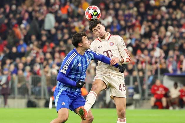 David Strelec SK Slovan Bratislava and Aleksandar Pavlovic FC Bayern Munich battle for the ball, UEFA Champions League 2024 25 League Phase MD8, FC Bayern Munich v SK Slovan Bratislava, Allianz Arena on January 29, 2025 in Munich, Germany Photo by Marco Steinbrenner DeFodi Images David Strelec SK Slovan Bratislava and Aleksandar Pavlovic FC Bayern München battle for the ball, UEFA Champions League 2024 25 League Phase MD8, FC Bayern München v SK Slovan Bratislava, Allianz Arena, January 29, 2025 in Munich, Germany Photo by Marco Steinbrenner DeFodi Images Defodi 700 muenchen bratis 20250129 019 Defodi-700