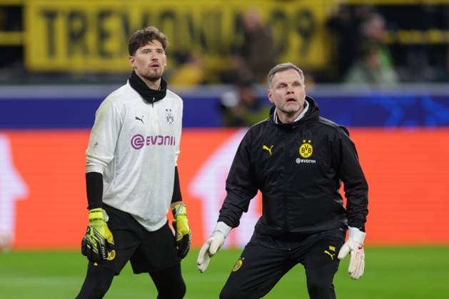 29 01 2025, UEFA Champions League, Matchday 8, Borussia Dortmund Shakhtar Donetsk, f l Goalkeeper Gregor Kobel Borussia Dortmund , Goalkeeper Coach Matthias Kleinsteiber Borussia Dortmund , Dortmund Signal Iduna Park NRW Germany xRHR PHOTO DEx Copyright: DennisxEwert RHR-FOTOx RHR-FOTO DE