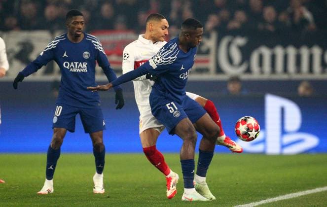 Dembele - Millot - Pacho , Champions League , VfB Stuttgart-PSG Paris Saint Germain , Fußball , in der MHP Arena , Stuttgart , Baden-Württemberg , Deutschland . Januar 29, 2025 . Photo by: Davide Elias Ipa Photo Pressefoto DENL Copyright: xDavidexEliasx