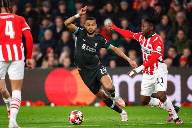 2025-01-29 PSV Eindhoven v Liverpool FC - UEFA Champions League 2024 25 League Phase MD8 EINDHOVEN, NETHERLANDS - JANUARY 29: Cody Gakpo of Liverpool FC battles for possession with Johan Bakayoko of PSV prior to the UEFA Champions League 2024 25 League Phase MD8 match between PSV Eindhoven and Liverpool FC at PSV Stadion on January 29, 2025 in Eindhoven, Netherlands. Eindhoven PSV Stadion Netherlands Content not available for redistribution in The Netherlands directly or indirectly through any third parties. Copyright: xBroerxvanxdenxBoomx