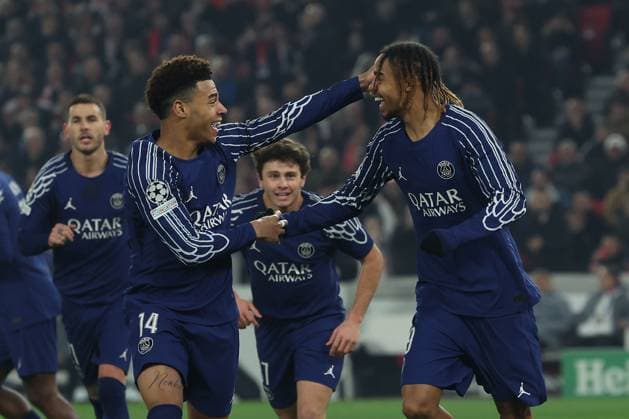 Stuttgart 29 January 2025 Uefa Champions League phase 2024 25 Matchday 8, VFB Stuttgart Paris Saint Germain v l , DÃ sirÃ DouÃ Paris Saint Germain , Bradley Barcola Paris Saint Germain , Torjubel, Goal celebration, celebrate the goal Copyright: JoaquimxFerreira