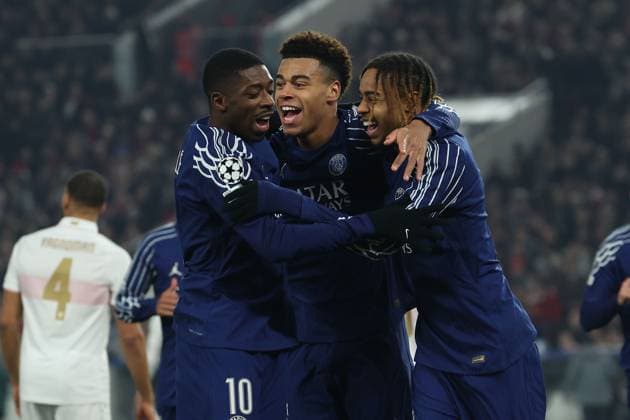 Stuttgart 29 January 2025 Uefa Champions League phase 2024 25 Matchday 8, VFB Stuttgart Paris Saint Germain v l , Ousmane Dembele Paris Saint Germain , DÃ sirÃ DouÃ Paris Saint Germain , Bradley Barcola Paris Saint Germain , Torjubel, Goal celebration, celebrate the goal Copyright: JoaquimxFerreira