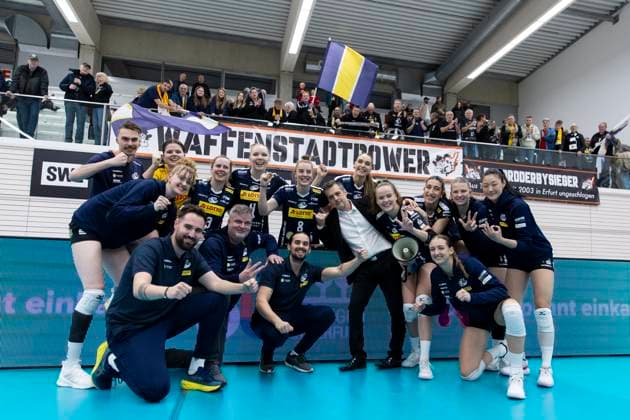 1 Volleyball Bundesliga Women Schwarz Weiss Erfurt vs VfB Suhl LOTTO Thüringen Erfurt 29 01 2025 VfB Suhl LOTTO Thüringen Winner photo 1 Volleyball Bundesliga Women Schwarz Weiss Erfurt vs VfB Suhl LOTTO Thüringen Riethsporthalle Erfurt 29 01 2025 Copyright: xBEAUTIFULxSPORTS Duehringx