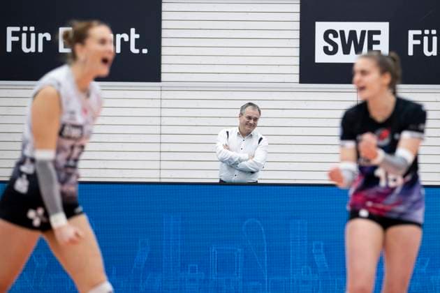 1 Volleyball Bundesliga Women Schwarz Weiss Erfurt vs VfB Suhl LOTTO Thüringen Erfurt 29 01 2025 Michael Panse President Schwarz Weiß Erfurt 1 Volleyball Bundesliga Women Schwarz Weiss Erfurt vs VfB Suhl LOTTO Thüringen Riethsporthalle Erfurt 29 01 2025 Copyright: xBEAUTIFULxSPORTS Duehringx