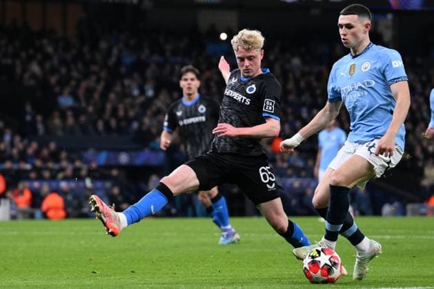 Manchester City v Club Brugge - UEFA Champions League MANCHESTER, ENGLAND - JANUARY 29 : Foden Phil midfielder of Manchester City and Seys Joaquim defender of Club Brugge battle for the ball during the UEFA Champions League 2024 25 League Phase MD8 match between Manchester City and Club Brugge on January 29, 2025 in Manchester, England, 29 01 2025 Manchester England  Copyright: xTomasxSiskx