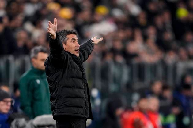 Benfica s Roger Schmidt during the Uefa Champions League soccer match between Juventus Fc and Benfica at the Juventus stadium in Turin, round 8 8 - north west Italy - January 29, 2025. - Soccer .  Copyright: xFabioxFerrari LaPressex
