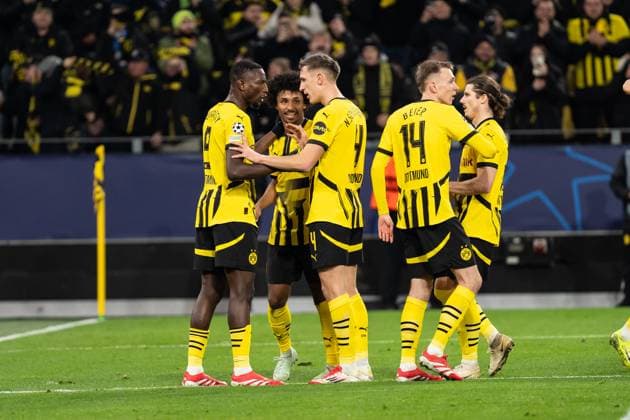 GER, UEFA Champions League, Matchday 8 Borussia Dortmund vs FC Shakhtar Donetsk 29 01 2025, Signal Iduna Park, Dortmund, GER, UEFA Champions League, Matchday 8 Borussia Dortmund vs FC Shakhtar Donetsk In the picture Goal celebrations Cheering the goal for 1 0 by Sehrou Guirassy Borussia Dortmund, 9 Maximilian Beier Borussia Dortmund, 14 Julian Brandt Borussia Dortmund, 10 Nico Schlotterbeck Borussia Dortmund, 4 Marcel Sabitzer Borussia Dortmund, 20 nordphotoxGmbHxx xChristianxSchulze nph000300