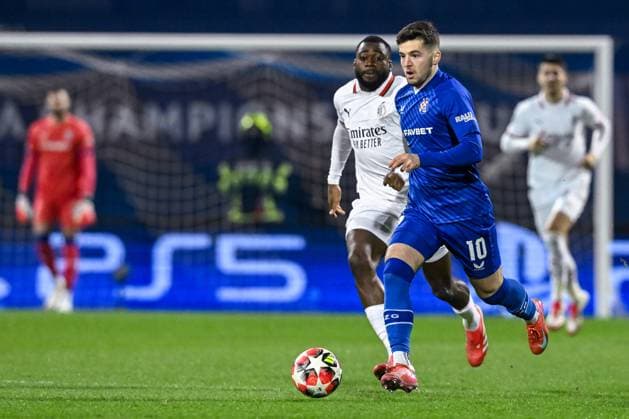 GNK Dinamo v AC Milan - UEFA Champions League 2024 25 League Phase MD8 Martin Baturina of Dinamo Zagreb runs with the ball during the UEFA Champions League 2024 25 League Phase MD8 match between GNK Dinamo and AC Milan at Maksimir Stadium on January 29, 2025. in Zagreb, Croatia.  MarkoxLukunic PIXSELL