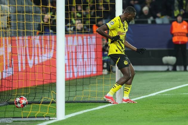 UEFA Champions League Borussia Dortmund Shakhtar Donetsk on 29 01 2025 at Signal Iduna Park in Dortmund Cheers, goal celebration, goal scorer, goal scorer Serhou Guirassy Dortmund 9 cheers after his goal to make it 1 - 0 MH