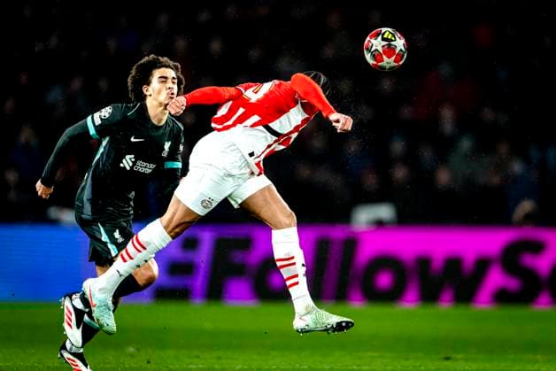 PSV Eindhoven defender Armando Obispo during the match PSV Liverpool at the Philips stadium for the Champions League League phase Matchday 8 season 2024 2025 in EINDHOVEN, Netherlands on 29 january 2025, photo by Marcel van Dorst EYE4images DeFodi Images Defodi 746 211600 Defodi-746