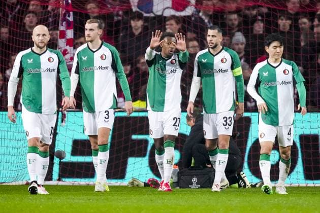 UEFA Champions League: Lille OSC v Feyenoord Lille - Gernot Trauner of Feyenoord, Thomas Beelen of Feyenoord, Antoni Milambo of Feyenoord, David Hancko of Feyenoord, In-beom Hwang of Feyenoord during the eight and final round of new format of the Champions League 2024 2025. The match is set between Lille OSC and Feyenoord at Stade Pierre-Mauroy on 29 January 2025 in Lille, France. Copyright: xYannickxVerhoevenx