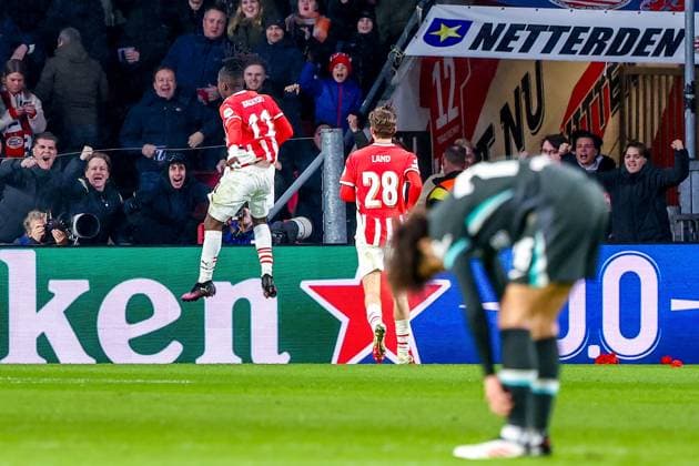 EINDHOVEN, 29-01-2025, Philips Stadium, UEFA Champions League season 2024 25, match between PSV and Liverpool, PSV player Johan Bakayoko scores the 1-1 PSV - Liverpool  x27613335x Copyright: