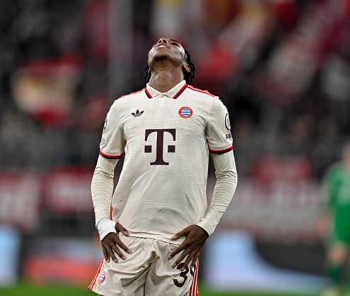 29 01 2025, Football UEFA Championsleague 2024 2025 8 Matchday, FC Bayern Munich Slovan Bratislava, in the Allianz Arena Munich Mathys Tel Bayern Munich is dissatisfied DFL and DFB regulations prohibit any use of photographs as image sequences and or quasi video