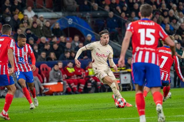 SOCCER - UEFA CL, RBS vs Atletico SALZBURG,AUSTRIA,29.JAN.25 - SOCCER - UEFA Champions League, Red Bull Salzburg vs Atletico Madrid. Image shows Amar Dedic (RBS).  GEPAxpictures xWolfgangxKofler