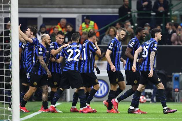 January 29, 2025, Milan, Lombardy, Italy: LAUTARO MARTINEZ 10 of INTER celebrates scoring his side s first goal on Matchday 8 of 8 in the Group Stage of the UEFA Champions League 2024 2025 between INTER MILAN and AS MONACO at San Siro in Milan, Italy Milan Italy - ZUMAc179 20250129_zep_c179_068 Copyright: xMickaelxChavetx