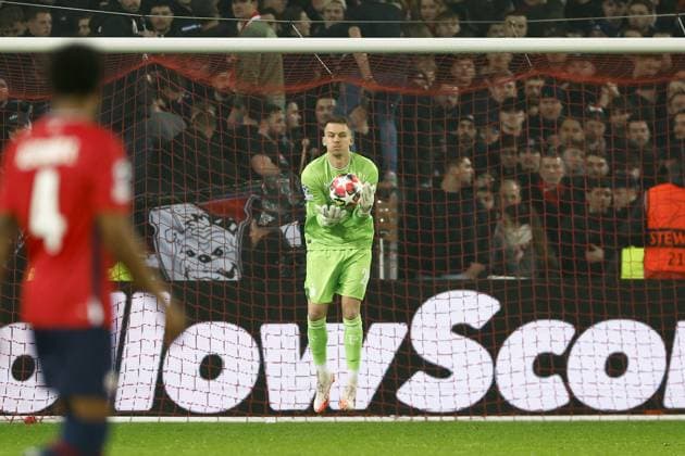 LILLE, 29-01-2025. Decathlon Arena Stade Pierre Mauroy. Football, UEFA Champions League season 2024 2025. Lille - Feyenoord. Feyenoord goalkeeper Timon Wellenreuther during the match Borussia LOSC Lille - Feyenoord Lille - Feyenoord  x27613536x Copyright: