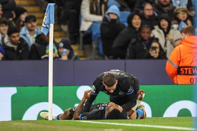 UEFA Champions League Matchday 8 of 8 Manchester City v Club Brugge Raphael Onyedika of Club Brugge celebrates his goal to make it 0-1 during the UEFA Champions League Matchday 8 of 8 Manchester City vs Club Brugge at Etihad Stadium, Manchester, United Kingdom, 29th January 2025 (Photo by Mark Cosgrove News Images) Manchester Etihad Stadium Manchester United, ManU Kingdom Copyright: xMarkxCosgrove NewsxImagesx