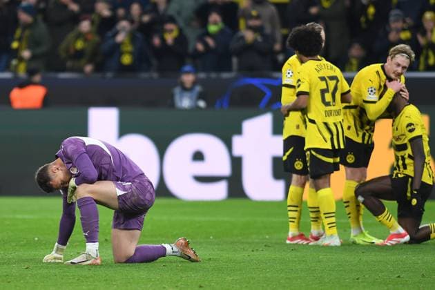 Goalkeeper Dmytro Riznyk FC Shakhtar Donetsk looks dejected during the UEFA Champions League 2024 25 League Phase MD8 match between Borussia Dortmund and FC Shakhtar Donetsk, SIGNAL IDUNA PARK on January 29, 2025 in Dortmund, Germany, Germany Photo by Ralf Treese DeFodi Images Goalkeeper Dmytro Riznyk FC Shakhtar Donetsk looks dejected during the UEFA Champions League 2024 25 League Phase MD8 match between Borussia Dortmund and FC Shakhtar Donetsk at Signal Iduna Park on January 29, 2025 in Dortmund, Germany Photo by Ralf Treese DeFodi Images Defodi 521 BVBDON20250129 027 Defodi-521