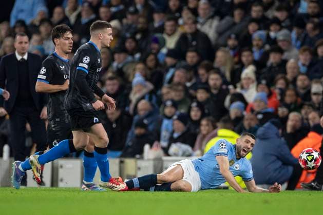 Manchester City v Club Brugge KV - UEFA Champions League 2024 25 League Phase MD8 Mateo Kovacic 8 of Manchester City F.C. is fouled by the opponent during the UEFA Champions League 2024 25 League Phase MD8 match between Manchester City and Club Brugge at the Etihad Stadium in Manchester, on January 29, 2025. Manchester Manchester United, ManU Kingdom  Copyright: xMIxNewsx originalFilename:fletcher-manchest250129_npetf.jpg