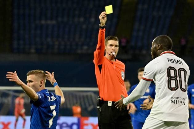 Zagreb, Croatia, January 29th 2024: Yellow card Yunus Musah of Milan (R) during the UEFA Champions League, League phase, match between Dinamo Zagreb and Milan at Stadium Maksimir, Zagreb, Croatia. (Igor Kupljenik SPP) Copyright: xIgorxKupljenikx xSPPx spp-en-IgKuSp-IK3_2280