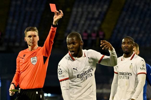 Zagreb, Croatia, January 29th 2024: Red card Yunus Musah of Milan (C) during the UEFA Champions League, League phase, match between Dinamo Zagreb and Milan at Stadium Maksimir, Zagreb, Croatia. (Igor Kupljenik SPP) Copyright: xIgorxKupljenikx xSPPx spp-en-IgKuSp-IK3_2282