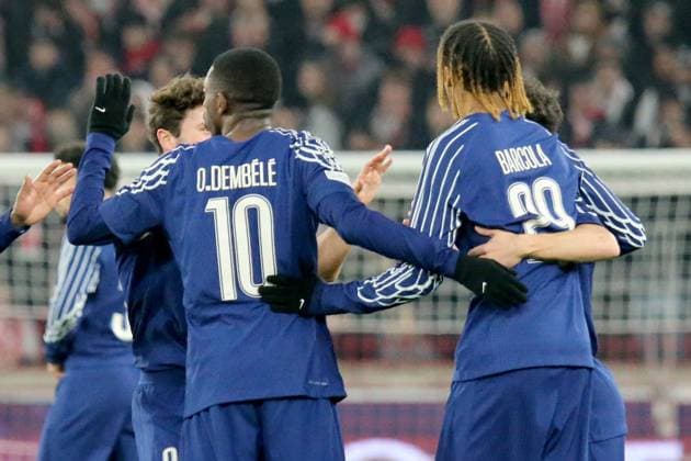 29 01 2025, xmohx, Football UEFA Champions League, VfB Stuttgart Paris St Germain v l Goal celebration after the goal to celebrate the goal celebrate 0 2 by Ousame Dembele PSG Paris St Germain DFL DFB REGULATIONS PROHIBIT ANY USE OF PHOTOGRAPHS as IMAGE SEQUENCES and or QUASI VIDEO Stuttgart