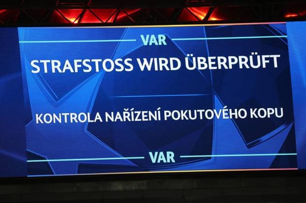 29 01 2025, xtstrx, Football UEFA Champions League, Bayer 04 Leverkusen Sparta Prague v l VAR Decision Penalty DFL DFB REGULATIONS PROHIBIT ANY USE OF PHOTOGRAPHS as IMAGE SEQUENCES and or QUASI VIDEO Leverkusen