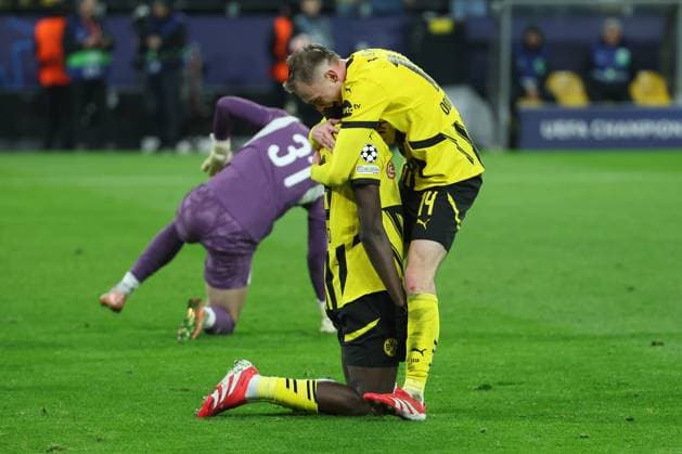 UEFA Champions League Borussia Dortmund Shakhtar Donetsk on 29 01 2025 at Signal Iduna Park in Dortmund Cheers, goal celebration, goal scorer, goal scorer Serhou Guirassy Dortmund 9 celebrates after his goal for 2 to 0 with Maximilian Beier Dortmund 14 MH