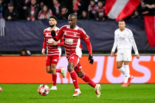 FOOTBALL : Brest vs Real Madrid - Ligue des Champions - 29 01 2025 Kamory Doumbia ( 9 - Brest ) during the UEFA Champions League match between Stade Brestois 29 and Real Madrid CF at Stade de Roudourou on January 29 , 2025 in Guingamp, France. ( Photo by Dante Badano PsnewZ ) - GuingampFrance  Copyright: xDantexBadanox