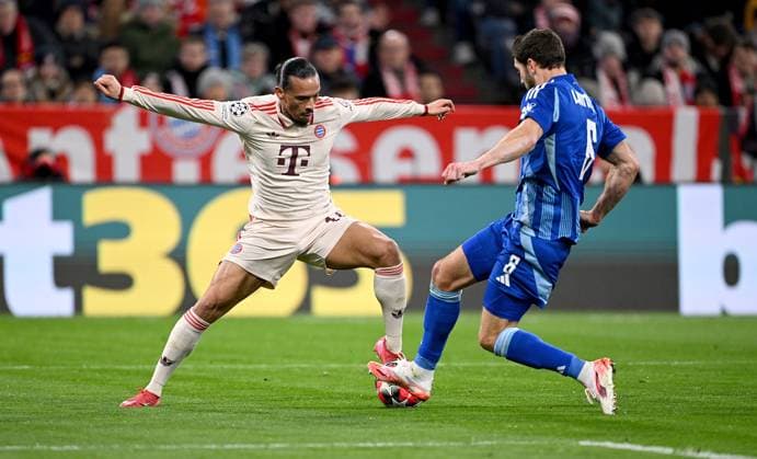 FOOTBALL CHAMPIONS LEAGUE SEASON 2024 2025 Preliminary Round 8 Matchday FC Bayern Muenchen Slovan Bratislava 29 01 2025 Leroy Sane left, FC Bayern Muenchen vs Kevin Wimmer right, Slovan Bratislava